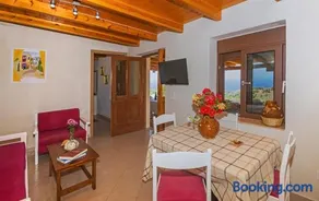Two little houses with panorama view - Image 4