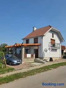 Sklep U Křížku - Image 1