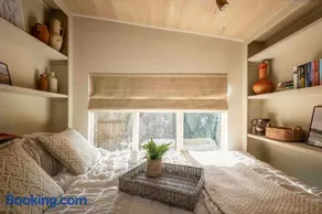 The Nook Guest House - Image 2
