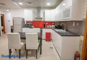 Ideal for Families Close to ALL Amenities - Image 2