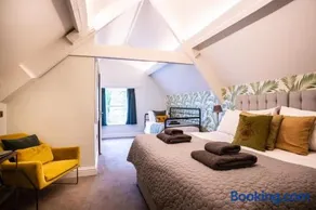 The Prince of Waterloo - Boutique Guest Rooms - Image 2