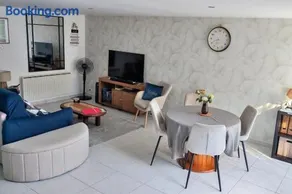 Celies Country Cottage - Image 3