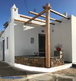 Spitaki Serifos Studio - Image 3