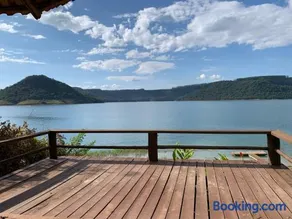 Villa Bueno 4 Suítes com Piscina e Deck Exclusivo na Represa - Image 4