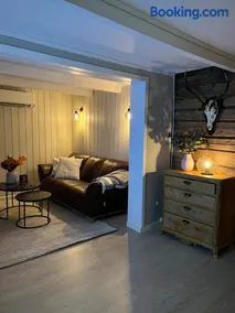 Flott feriehus ved sjøen - Image 4