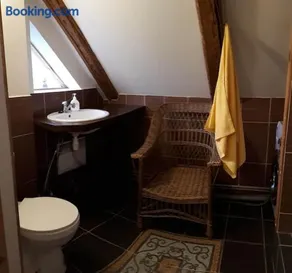 Amanda's apartment - Image 2
