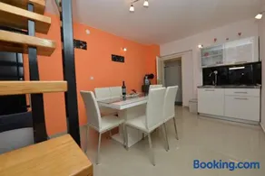 Vila Green Oasis Miro - Image 5