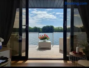 Rybakówka Houseboats Domki na wodzie - Image 3