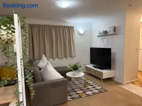 Guesthouse in fantastic location - Image 4