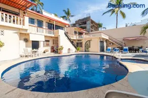 The Beach House - Image 2