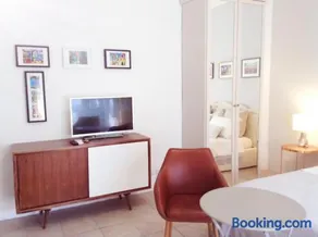 Angela's Apartment - Image 1