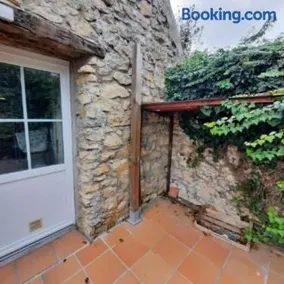 AUX PORTES DU CHATEAU Cottage intimiste et cosy à l'abri des regards propice à la detente - Image 1