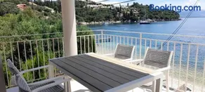 Villa Elsi upper apartment - Image 1