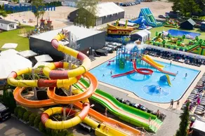 Holiday Golden Resort & Spa - Image 1