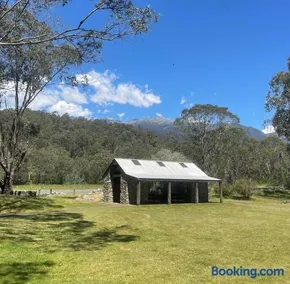 Kosciuszko Base Camp - Image 3
