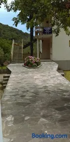 Jovich Apartments 1 - Image 3