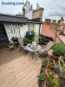 Private Floor with Rooftop Terrace - Image 3