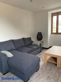 Appartement Mende 2 Chambres Canapé lit WIFI Gratuit - Image 5