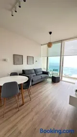 Le bellevue apartment Green Coast 244C, Palase - Image 1