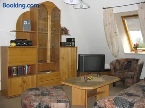 Familienorientierte Wohnung mit Grill und Garten - Image 4