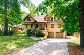 Spacious Home w/ Luxury Amenities - Near Downtown! - Image 3