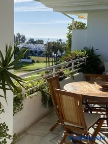 Duplex vistas al golf Guadalmina Marbella - Image 1