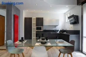 Emilia Suite Space - Image 2