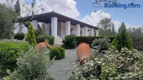 Villa Mou - Image 2