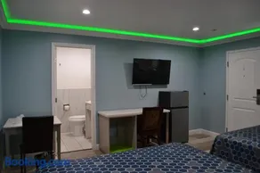 Villa Las Palmas Motel - Image 4