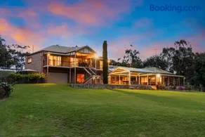 Secluded Stylish and Spacious The LostPlot - Image 3