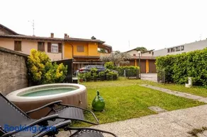 Casa Broseta - Image 2