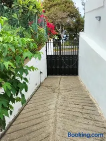 casa lipa - Image 3