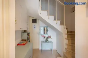 Nikos House - Image 3