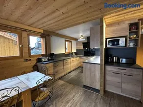 Chalet 8 chambres confort avec sauna et animaux admis - FR-1-452-75 - Image 1