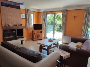 Maison confortable avec grand jardin - Image 3
