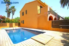 ARENDA Miami Playa Holiday Home Terracota - Image 1
