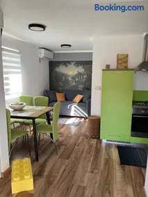 House of Eden- Private Family Holiday Home in Terme Catez with FREE Pool Tickets - Image 4