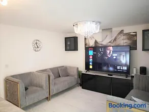 Harrow Home - Image 5