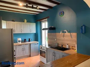 Charmant Gîte Familial avec Grand Terrain, à Proximité de Fontgombault et de la Creuse - Image 1