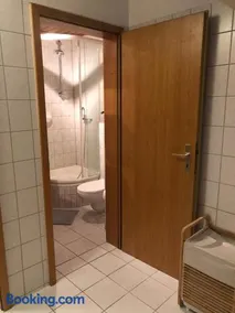 Moderne Vollmöblierte Wohnung - Image 3