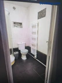 RDC 1 chambre-centre-ville-terrasse - Image 3