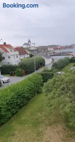 50 m till bad i centrala Skärhamn - Image 2
