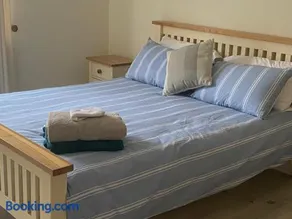 5 The Cloisters, Kilkee, Co Clare - Image 2