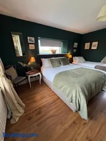 Fennor Park Lodge - Image 2