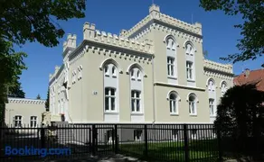 Rezydencja Myśliwska - Apartamenty Biznes - Image 1