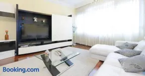 Apartamento frente al Guggenheim con wifi y parking privado ZBE -bajas emisiones gratis - Image 2
