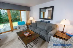 Peacefield at The Hilltop C-4 by Simple Life Rentals - Image 2