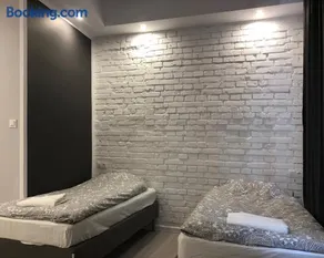 Aparthotel 11 - Image 3