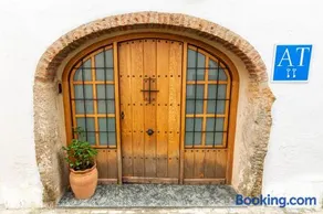 Casa Callejita del Clavel - Image 1