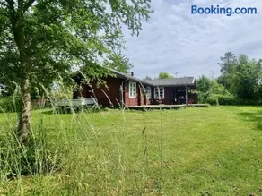 Ferienhaus-auf-Naturgrundstueck-mit-Ofen-Tischfussball-und-zwei-Terrassen - Image 2